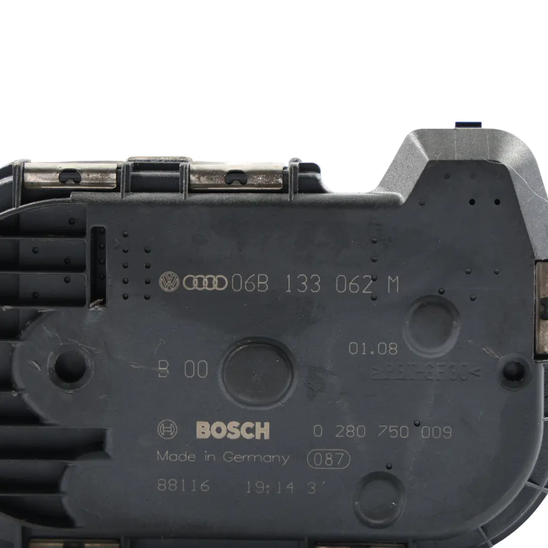 BFB Petrol Engine Throttle Body to Audi A4 B7 1.8 T with Part number 06B133062M Audi A4 B7 1.8 T BFB Petrol Engine Throttle Body - SKU 06B133062M - Part number 06B133062M