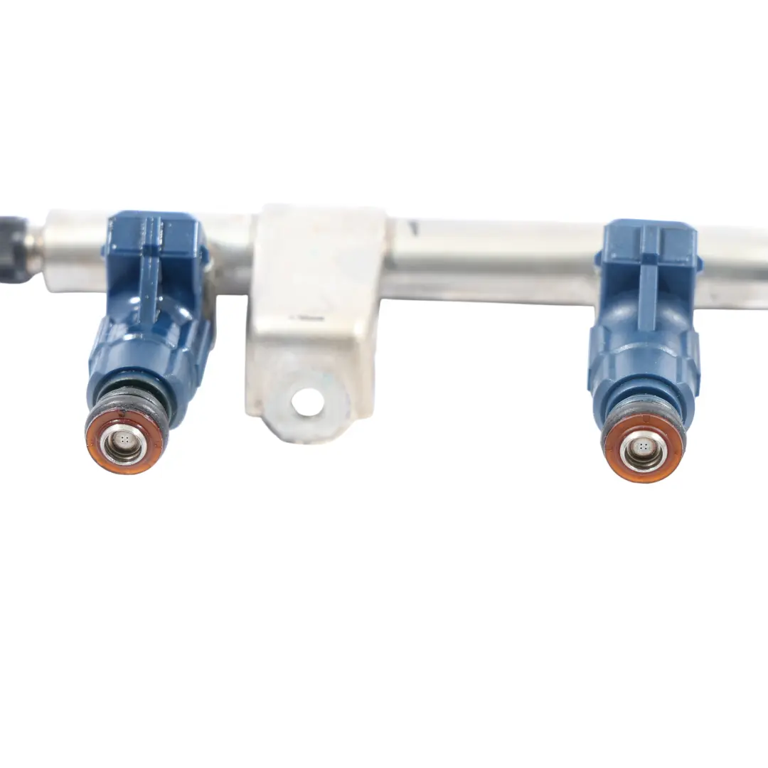 Audi A4 B7 1.8 T BFB Benzin Einspritzdüse Kraftstoffleitung 06B133317AF - SKU 06B133317N - Teilenummer 06B133317N