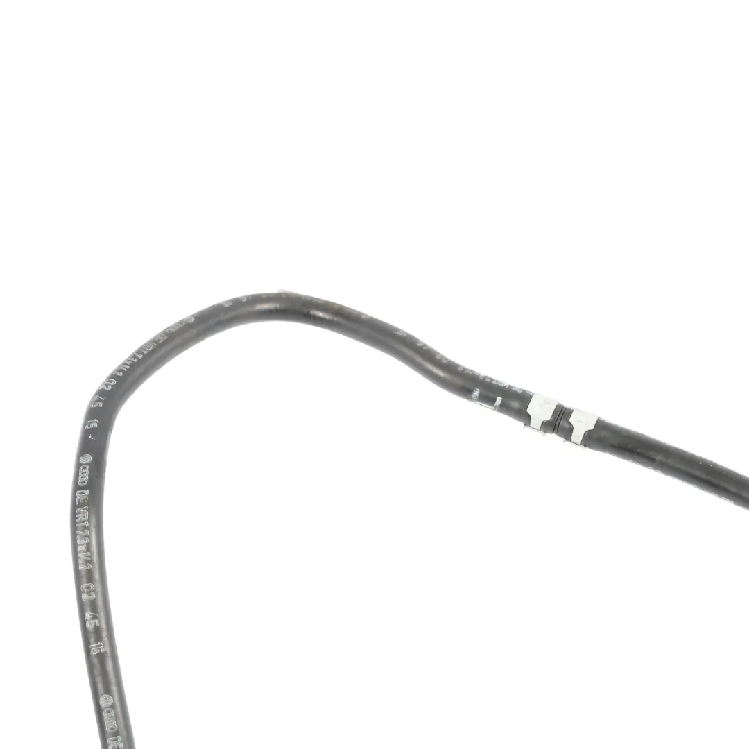 Tubo Flessibile Alta Pressione Carburante 2.0 TFSI CULB per Audi A3 8V con numero di parte 06K133986AM Audi A3 8V Tubo Flessibile Alta Pressione Carburante 2.0 TFSI CULB - SKU 06K133986AM - Numero di parte 06K133986AM