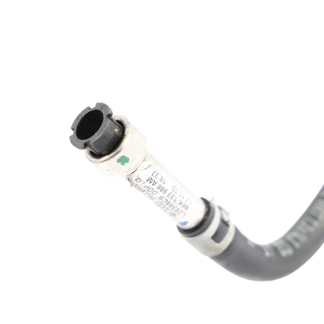 Tubo Flessibile Alta Pressione Carburante 2.0 TFSI CULB per Audi A3 8V con numero di parte 06K133986AM Audi A3 8V Tubo Flessibile Alta Pressione Carburante 2.0 TFSI CULB - SKU 06K133986AM - Numero di parte 06K133986AM