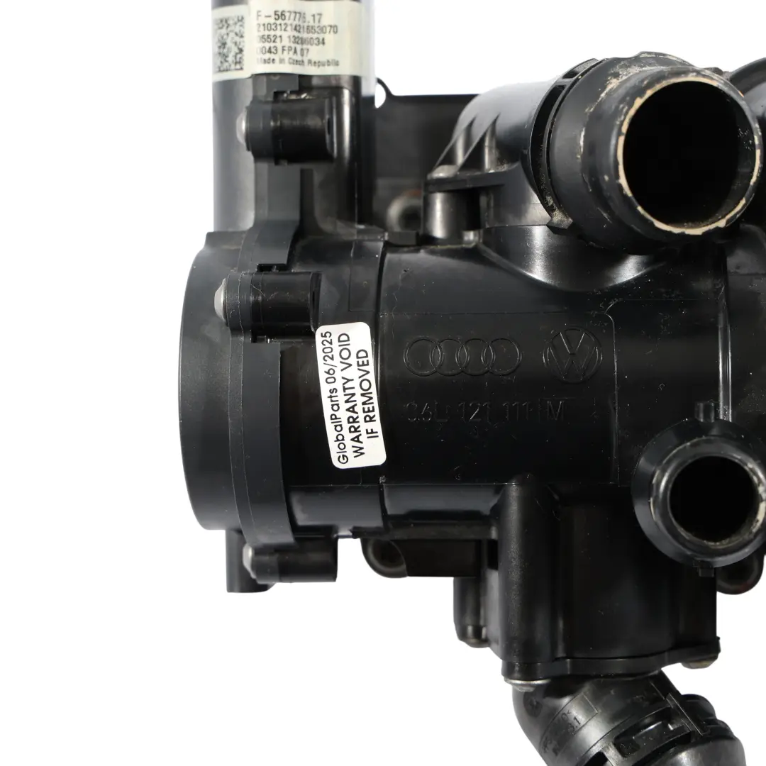 Audi Q5 FY Pompe Eau Thermostat Régulateur Refroidissement 2.0 TFSI - SKU 06L121111M - Numéro de pièce 06L121111M