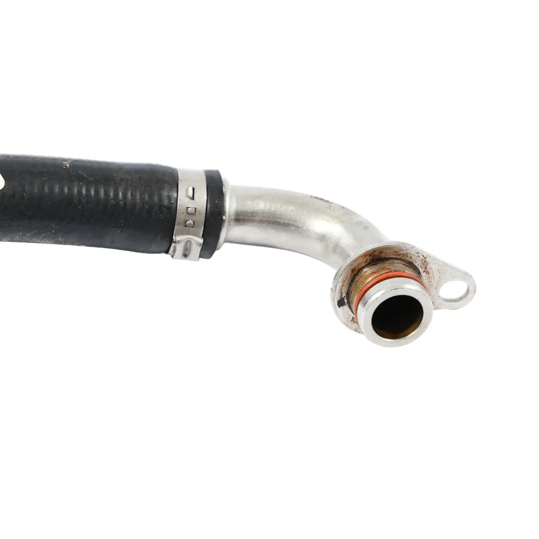 Öl Rück Lauf Schlauch Leitung 2.0 TFSI für Audi Q5 FY mit Teilenummer 06L145735H Audi Q5 FY Öl Rück Lauf Schlauch Leitung 2.0 TFSI - SKU 06L145735H - Teilenummer 06L145735H
