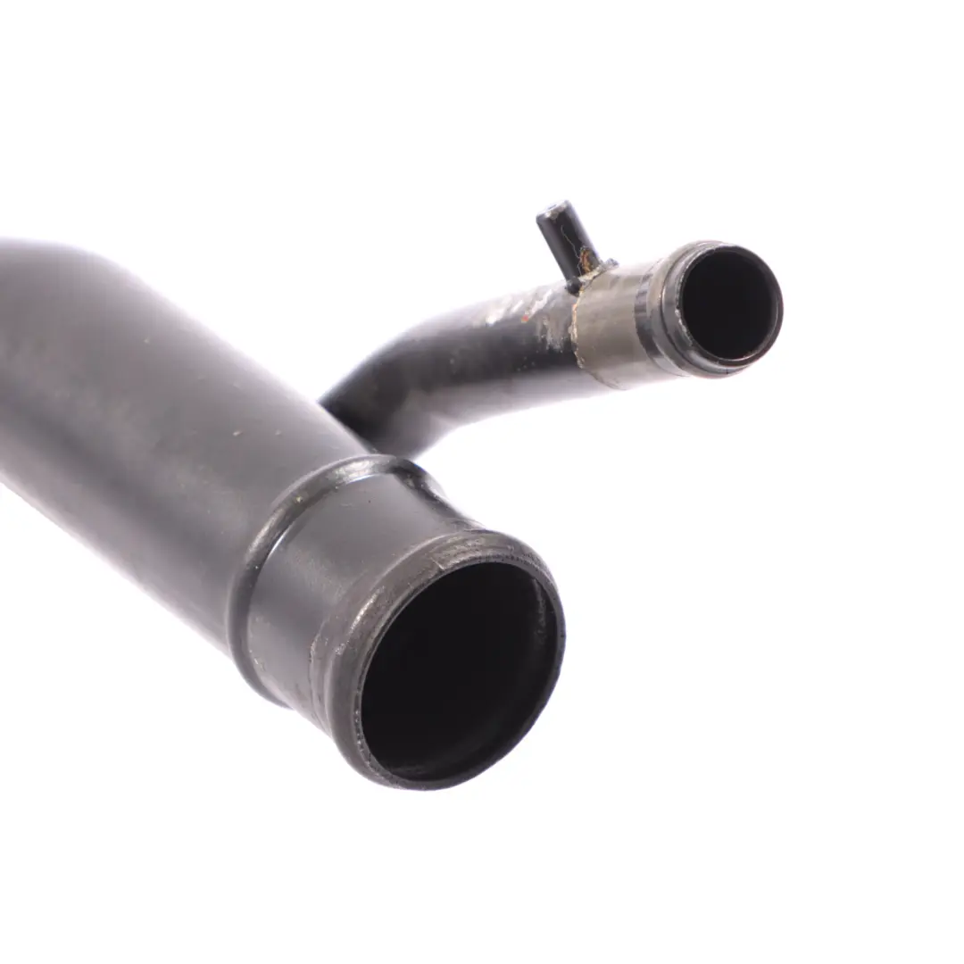 Refrigerante Tubo Manguera Tubo Refrigeración para Audi A4 B7 4.2 V8 con número de pieza 079121070T Audi A4 B7 4.2 V8 Refrigerante Tubo Manguera Tubo Refrigeración - SKU 079121070T - Número de pieza 079121070T