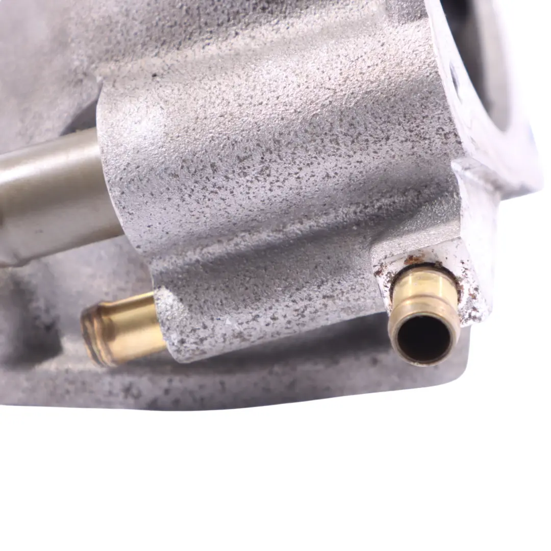 Soporte Montaje Carcasa Cuerpo Acelerador para Audi S4 B6 con número de pieza 079133021B Audi S4 B6 Soporte Montaje Carcasa Cuerpo Acelerador - SKU 079133021B - Número de pieza 079133021B