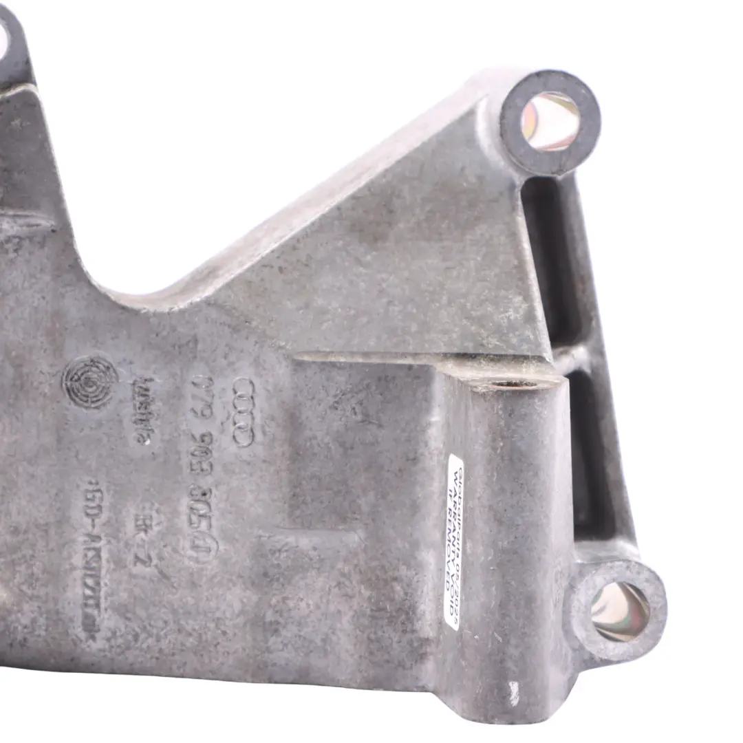 Uchwyt Wspornik Mocowanie Alternatora do Audi A4 B6 B7 4.2 V8 FSI o numerze 079903805J Audi A4 B6 B7 4.2 V8 FSI Uchwyt Wspornik Mocowanie Alternatora - SKU 079903805J - Numer Części 079903805J