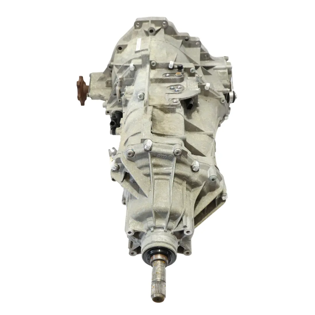 CCWA Quattro Schalt Getriebe 6 Gang LPD GARANTIE für Audi A5 8T 3.0 TDI mit Teilenummer 0B4300027F Audi A5 8T 3.0 TDI CCWA Quattro Schalt Getriebe 6 Gang LPD GARANTIE - SKU 0B4300027F - Teilenummer 0B4300027F
