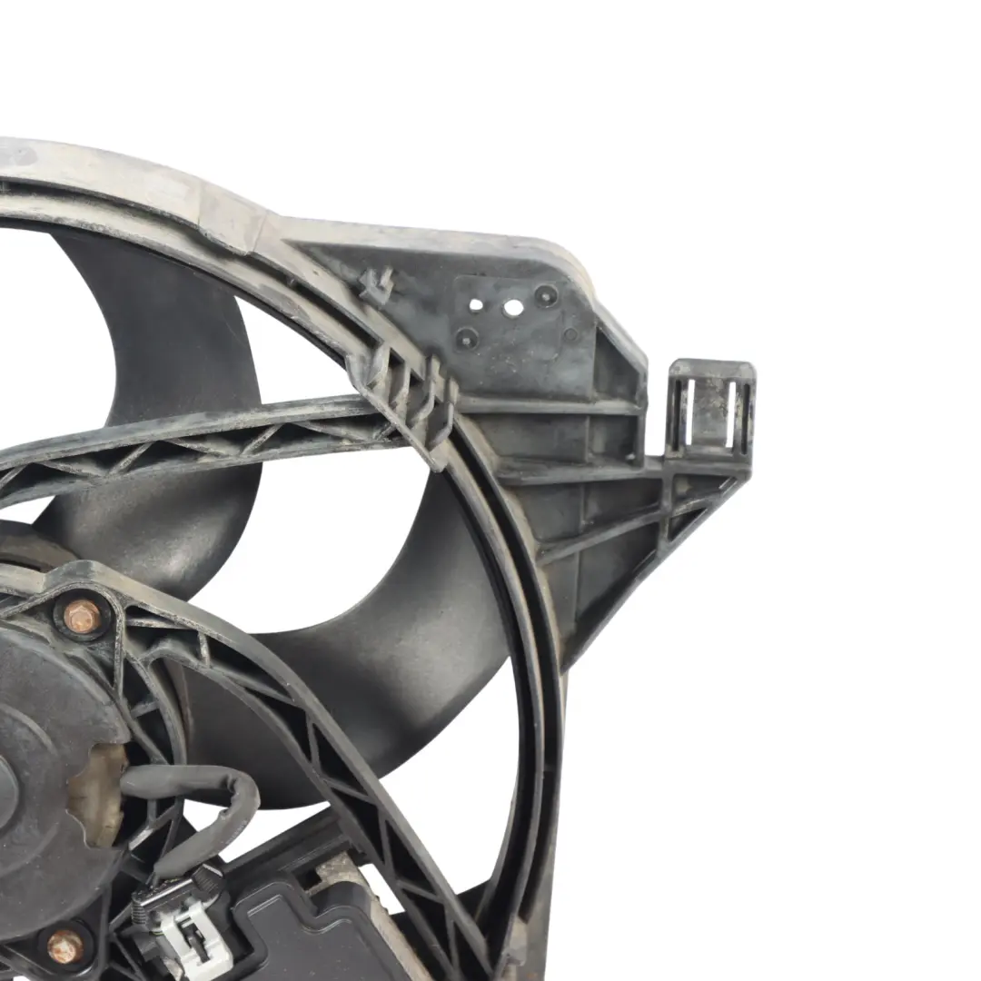Ford Transit TT9 2.2 TDCi Engine Cooling Fan Radiator Shroud Motor Unit - SKU 1431172 - Part number 1431172