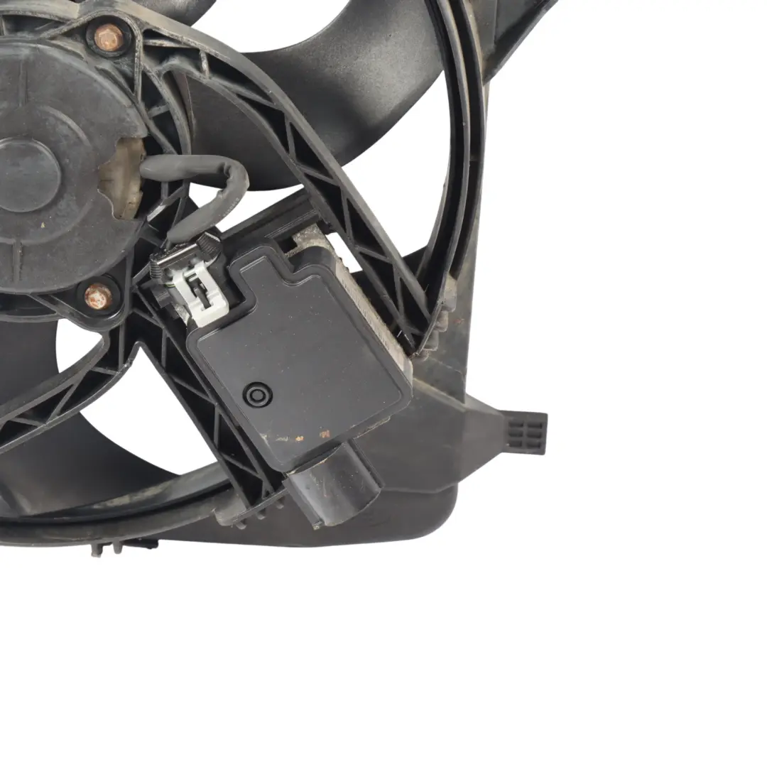 Ford Transit TT9 2.2 TDCi Engine Cooling Fan Radiator Shroud Motor Unit - SKU 1431172 - Part number 1431172
