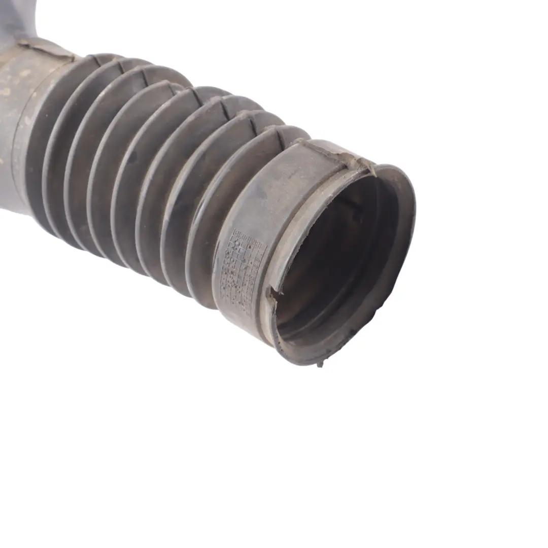 Tuyau D'Admission D'Air 2.2 Duratorq Tdci 6C11-9A675-CC pour Ford Transit 85 à propos du numéro de pièce 6C119A675C Ford Transit 85 Tuyau D'Admission D'Air 2.2 Duratorq Tdci 6C11-9A675-CC - SKU 6C119A675C - Numéro de pièce 6C119A675C