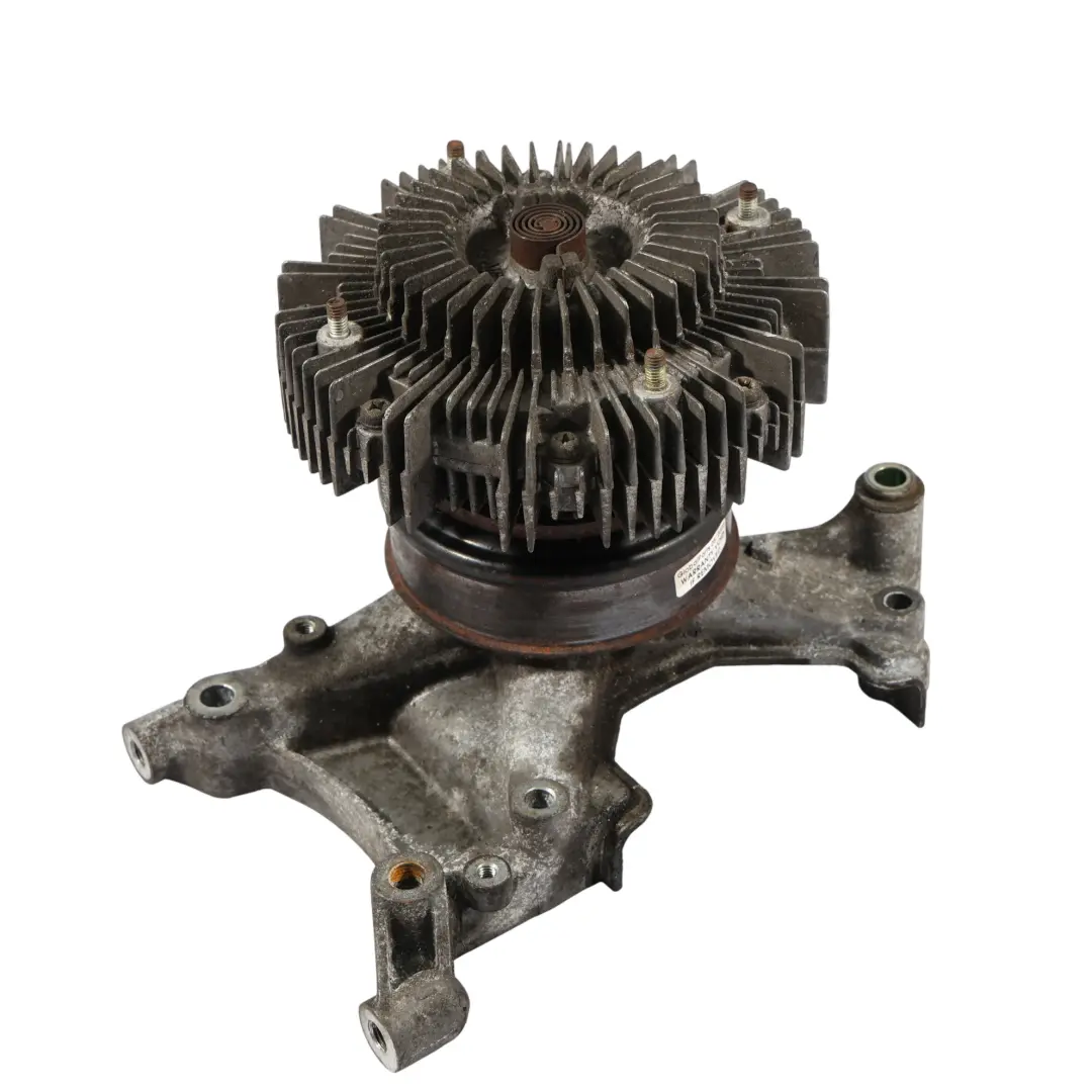 LS400 Accoppiamento Viscoso Motore Ventola Staffa 1UZFE V8 per Lexus con numero di parte 1630750011 Lexus LS400 Accoppiamento Viscoso Motore Ventola Staffa 1UZFE V8 - SKU 1630750011 - Numero di parte 1630750011