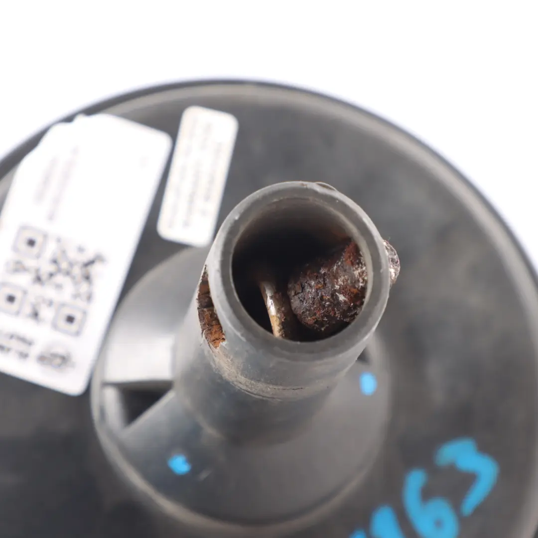 Spare Wheel Cover Bolt With Lock 1634030166 to Mercedes W163 with Part number A1634030166 Mercedes W163 Spare Wheel Cover Bolt With Lock 1634030166 - SKU A1634030166 - Part number A1634030166