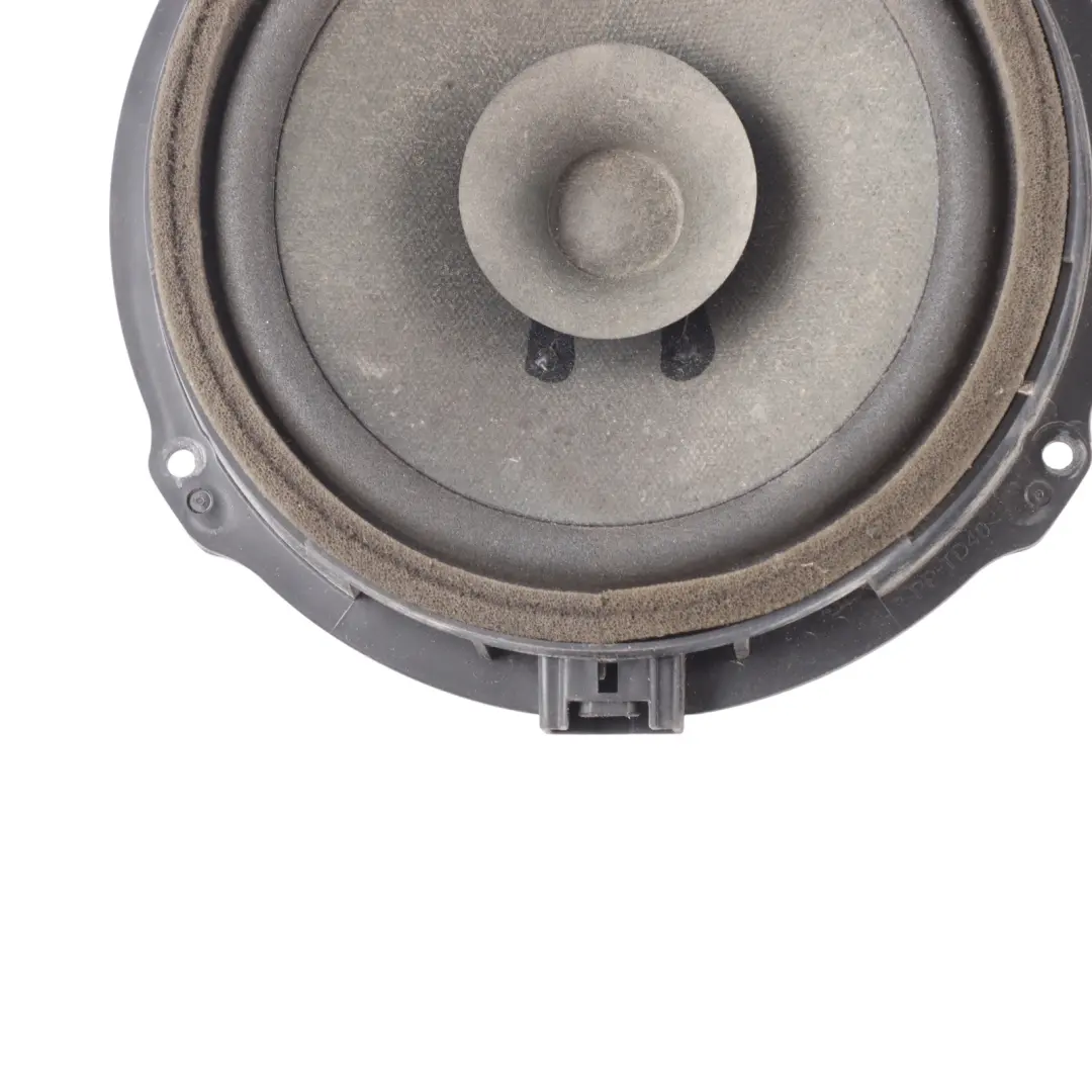 Mk8 TTG Left N/S Rear Door Loud Speaker Loudspeaker AA6T-18808-CA to Ford Transit with Part number 1702794 Ford Transit Mk8 TTG Left N/S Rear Door Loud Speaker Loudspeaker AA6T-18808-CA - SKU 1702794 - Part number 1702794
