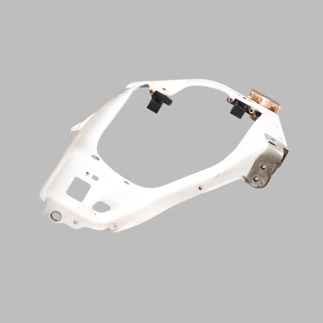 Soporte de Faro Delantero Izquierdo para Ford Transit Mk7 con número de pieza 7C1113K020A Ford Transit Mk7 Soporte de Faro Delantero Izquierdo - SKU 7C1113K020A - Número de pieza 7C1113K020A