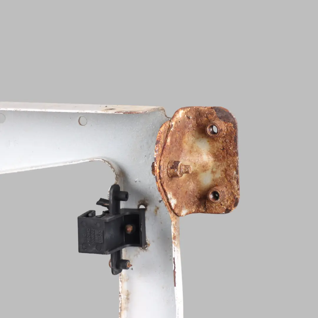 Soporte de Faro Delantero Izquierdo para Ford Transit Mk7 con número de pieza 7C1113K020A Ford Transit Mk7 Soporte de Faro Delantero Izquierdo - SKU 7C1113K020A - Número de pieza 7C1113K020A