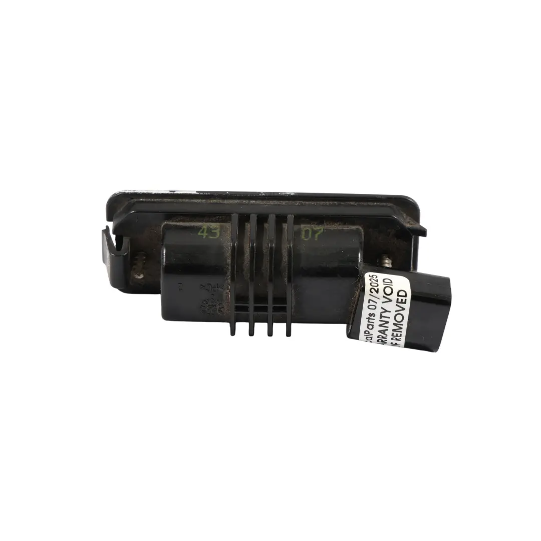 Volkswagen Golf Maggiolino Bora Luce Targa Posteriore Sinistra Destra - SKU 1J6943021B - Numero di parte 1J6943021B