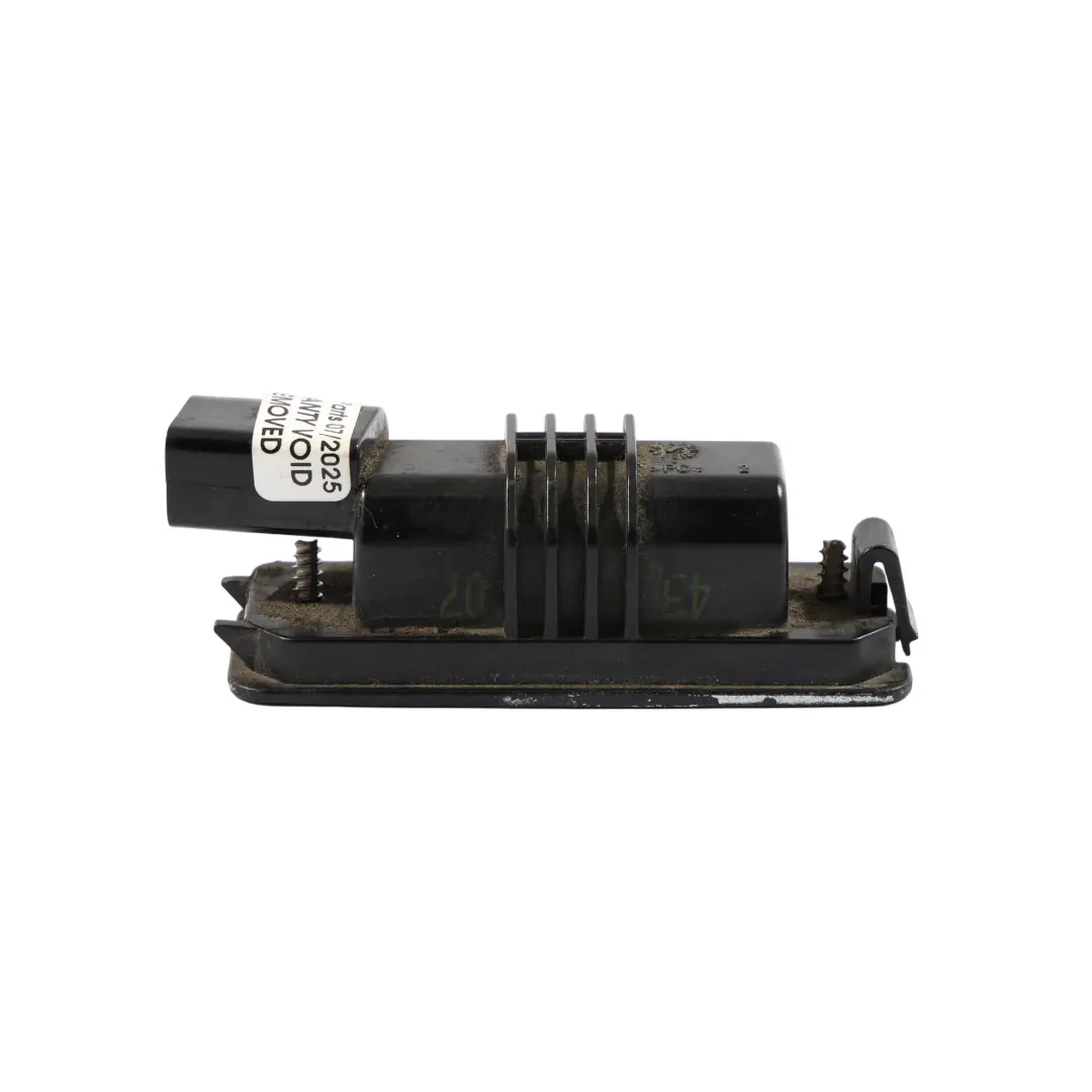 Volkswagen Golf Maggiolino Bora Luce Targa Posteriore Sinistra Destra - SKU 1J6943021B - Numero di parte 1J6943021B