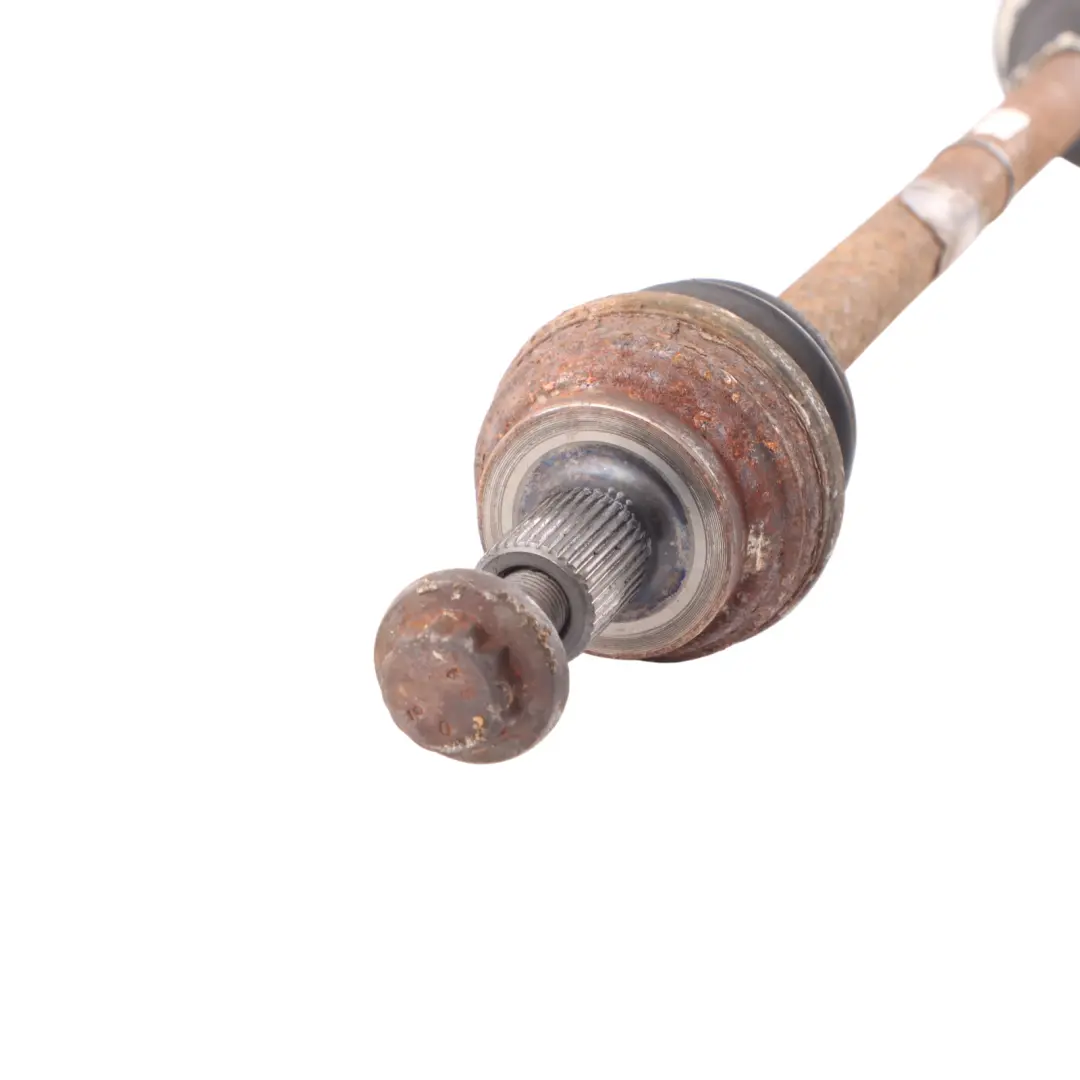 Arbre Transmission Arrière Droit pour Audi TT 8J A3 8P Q3 8U à propos du numéro de pièce 1K0501204D Audi TT 8J A3 8P Q3 8U Arbre Transmission Arrière Droit - SKU 1K0501204D - Numéro de pièce 1K0501204D