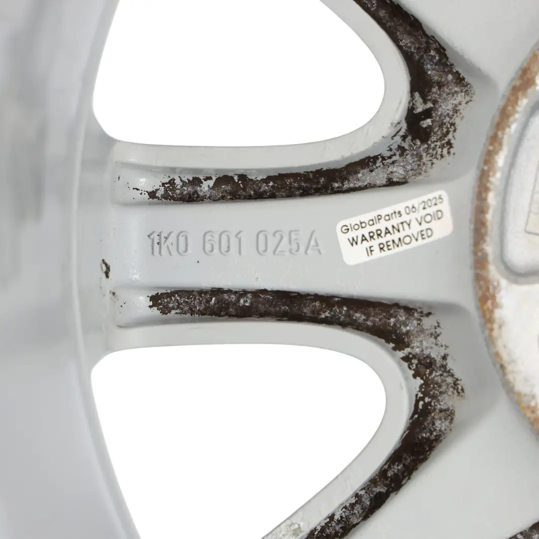 Mk5 V Llanta De Aleación 15" 6,5J ET:50 Plata para VW Volkswagen Golf con número de pieza 1K0601025A VW Volkswagen Golf Mk5 V Llanta De Aleación 15" 6,5J ET:50 Plata - SKU 1K0601025A-1 - Número de pieza 1K0601025A