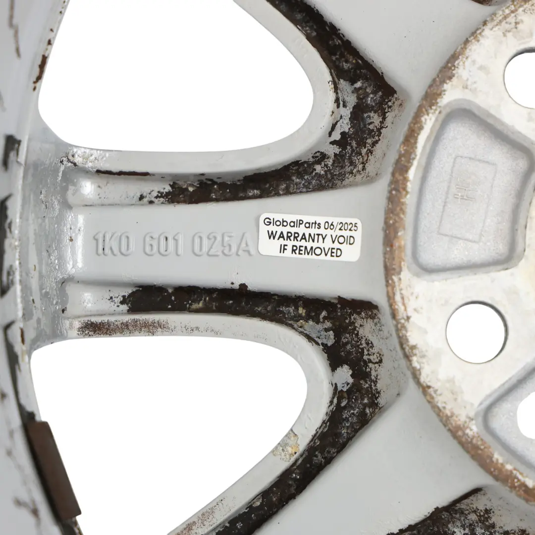 Mk5 V Leicht Metall Felge 15" 6,5J ET:50 Silber für VW Volkswagen Golf mit Teilenummer 1K0601025A VW Volkswagen Golf Mk5 V Leicht Metall Felge 15" 6,5J ET:50 Silber - SKU 1K0601025A-2 - Teilenummer 1K0601025A