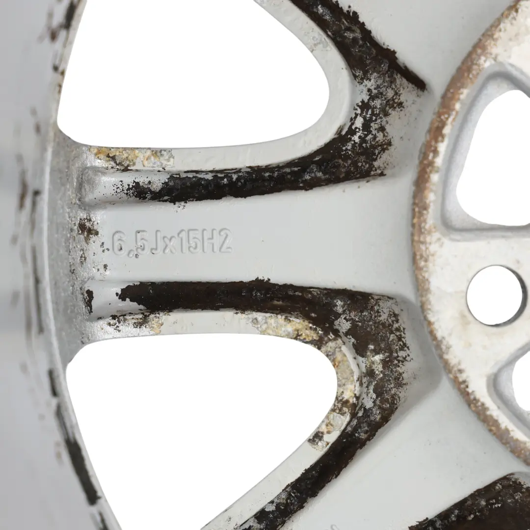 Mk5 V Leicht Metall Felge 15" 6,5J ET:50 Silber für VW Volkswagen Golf mit Teilenummer 1K0601025A VW Volkswagen Golf Mk5 V Leicht Metall Felge 15" 6,5J ET:50 Silber - SKU 1K0601025A-2 - Teilenummer 1K0601025A