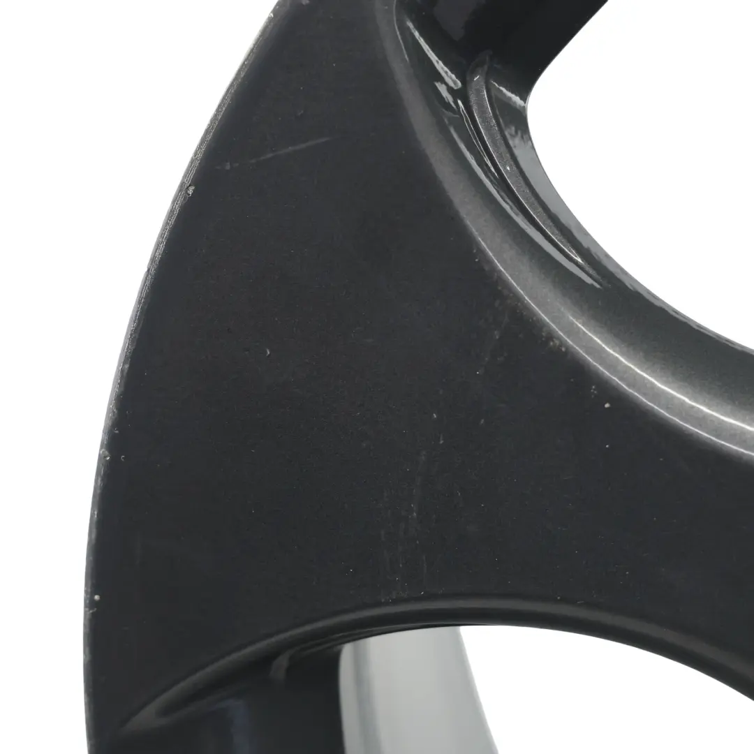 Mk5 V Felga Aluminiowa Czarna 18" 7,5J ET:51 do VW Volkswagen Golf o numerze 1K0601025AM VW Volkswagen Golf Mk5 V Felga Aluminiowa Czarna 18" 7,5J ET:51 - SKU 1K0601025AM-2 - Numer Części 1K0601025AM