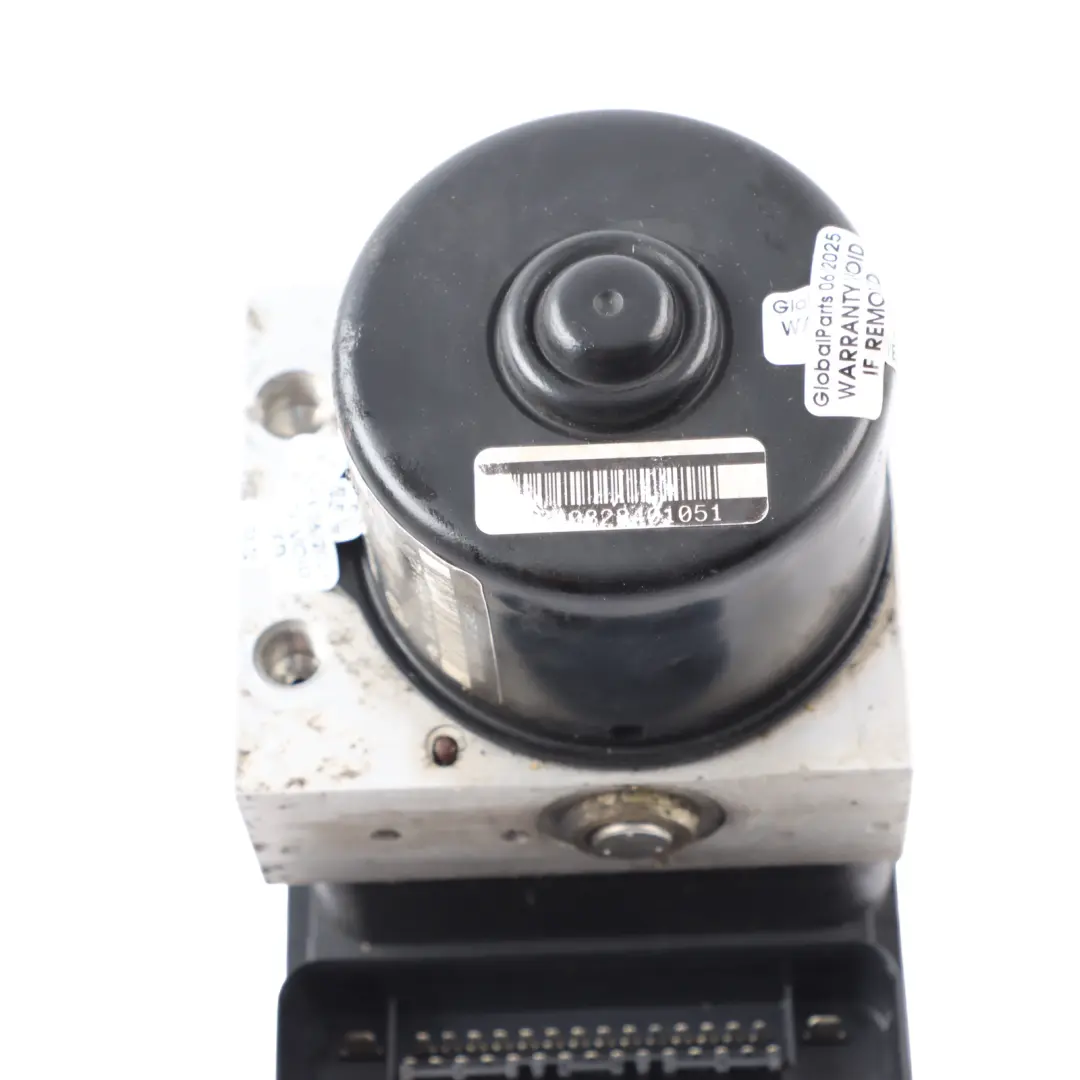 Mk5 V ABS Pump Hydraulic Brake Pump Control Module to Volkswagen Golf with Part number 1K0907379M Volkswagen Golf Mk5 V ABS Pump Hydraulic Brake Pump Control Module - SKU 1K0907379M - Part number 1K0907379M