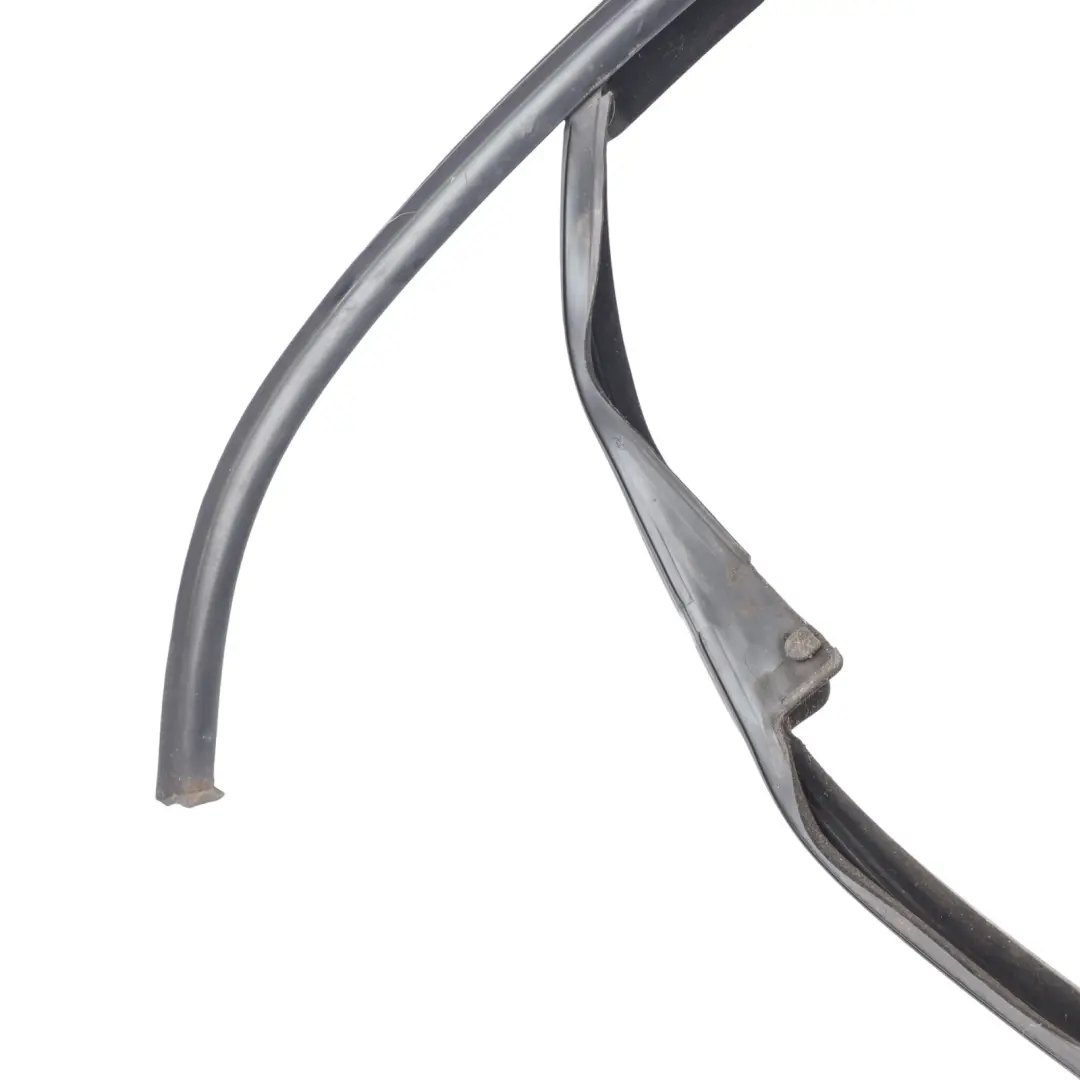 Volkswagen VW Golf Mk5 Front Door Window Gasket Seal Left N/S 3-Door - SKU 1K3837431D - Part number 1K3837431D