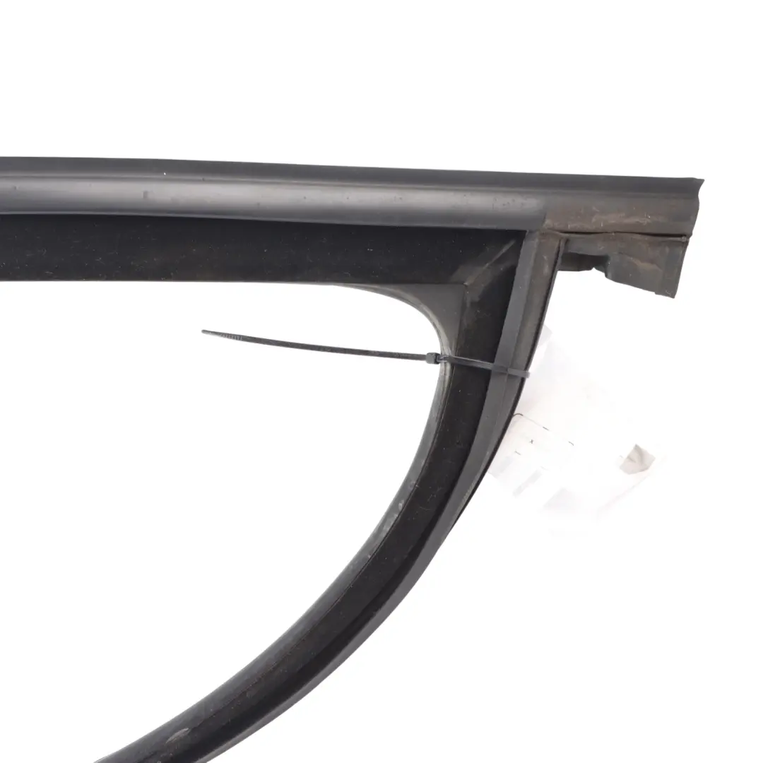 Volkswagen VW Golf Mk5 Front Door Window Gasket Seal Left N/S 3-Door - SKU 1K3837431D - Part number 1K3837431D