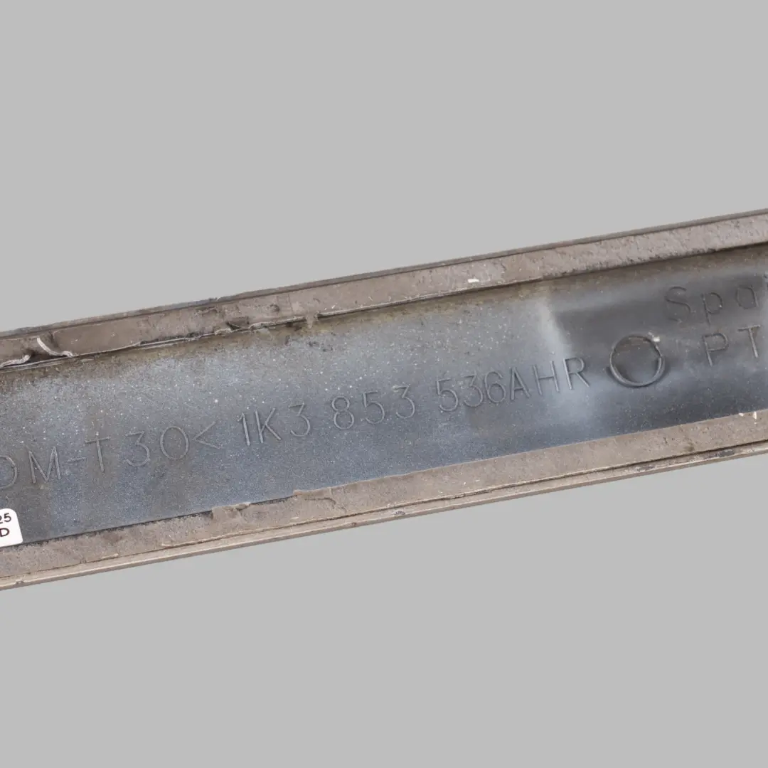 Mk5 3Dr Quarter Panel Moulding Right O/S White HR to Volkswagen Golf with Part number 1K3853536A Volkswagen Golf Mk5 3Dr Quarter Panel Moulding Right O/S White HR - SKU 1K3853536A-CAN - Part number 1K3853536A