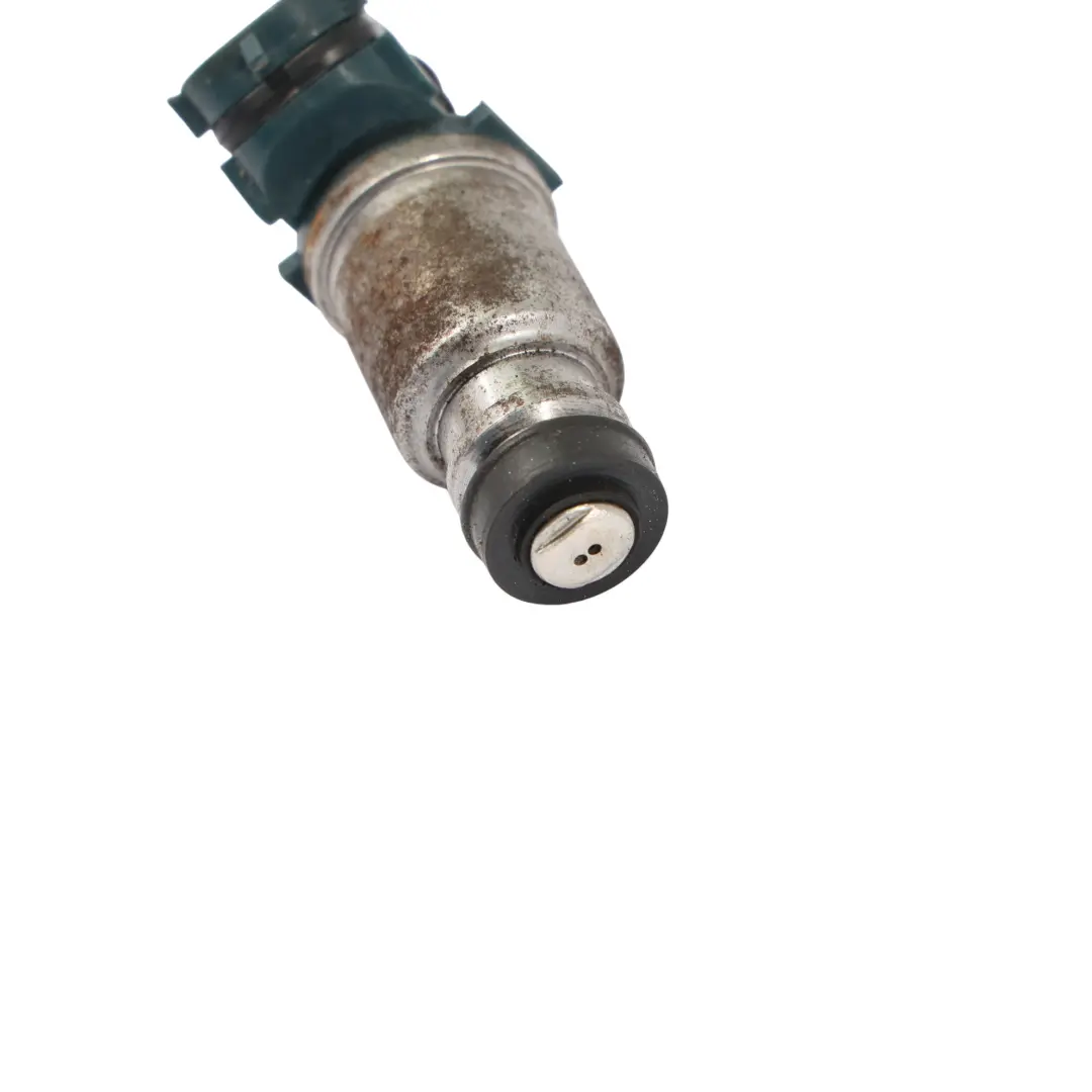 LS400 1UZFE Iniettore Benzina 23250-50020 per Toyota Lexus con numero di parte 2320950020 Toyota Lexus LS400 1UZFE Iniettore Benzina 23250-50020 - SKU 2320950020 - Numero di parte 2320950020