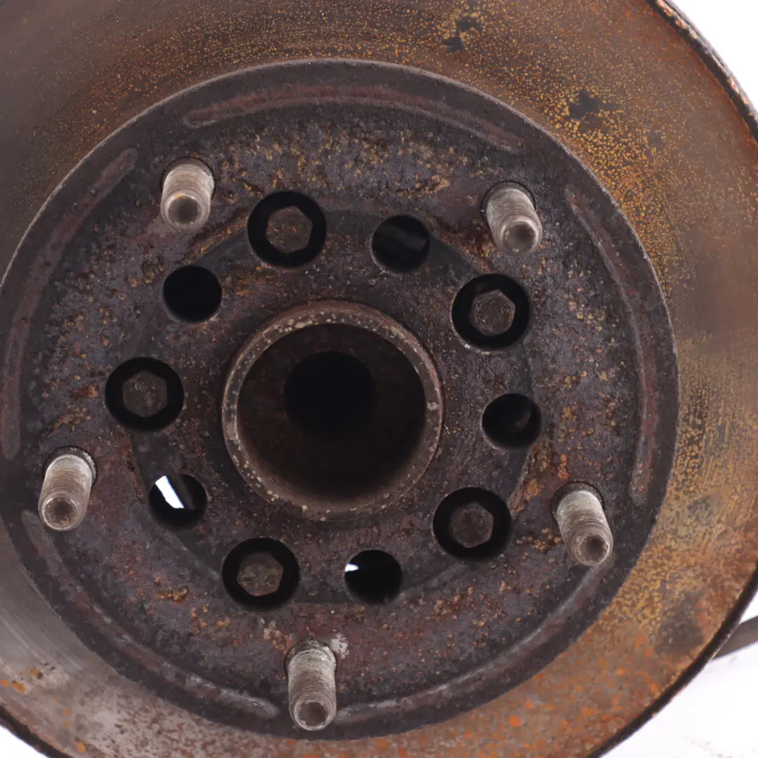 Ford Transit MK8 Buje Mangueta Rueda Delantero Izquierdo BK213K186AF - SKU 2350086-1 - Número de pieza 2350086-1