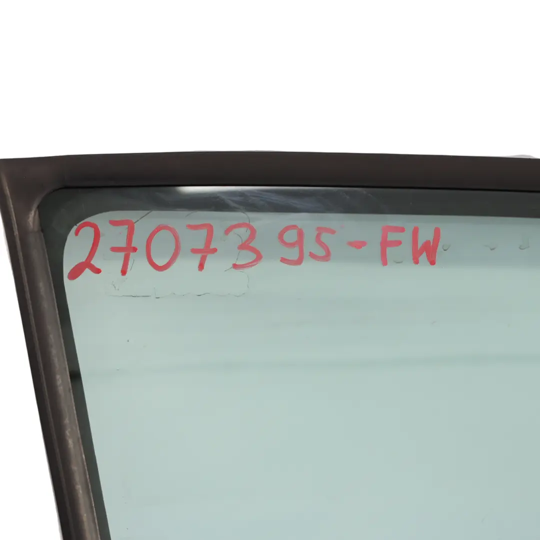 Drzwi Prawe Przednie Frozen White Białe - Z2 do Ford Transit Connect o numerze 2707395 Ford Transit Connect Drzwi Prawe Przednie Frozen White Białe - Z2 - SKU 2707395-FW - Numer Części 2707395