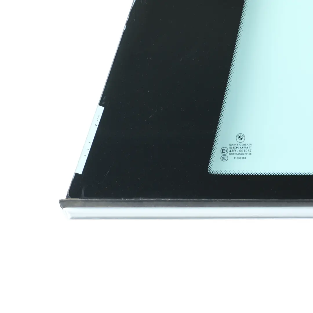 Side Window Glass AS2 Rear Right O/S Chrome to BMW E82 with Part number 2996220 BMW E82 Side Window Glass AS2 Rear Right O/S Chrome - SKU 2996220-1 - Part number 2996220