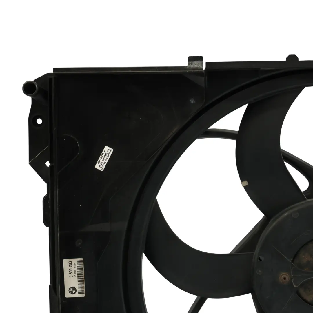 Cooling Radiator Rad Fan Motor Housing 400W to BMW X3 E83 Engine with Part number 3414008 BMW X3 E83 Engine Cooling Radiator Rad Fan Motor Housing 400W - SKU 3414008-1 - Part number 3414008