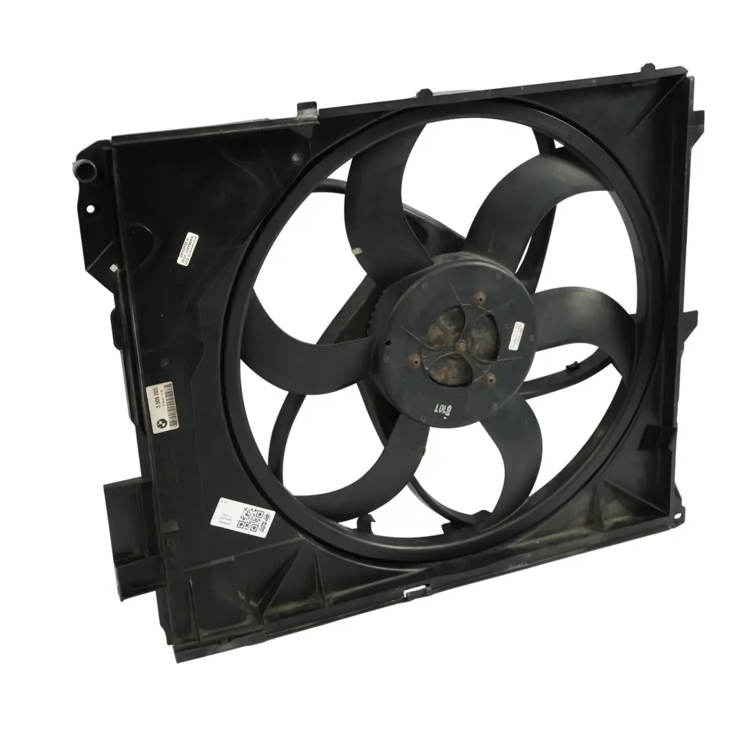 BMW X3 E83 Motore Raffreddamento Radiatore Rad Motore Alloggiamento - SKU 3414008-1 - Numero di parte 3414008