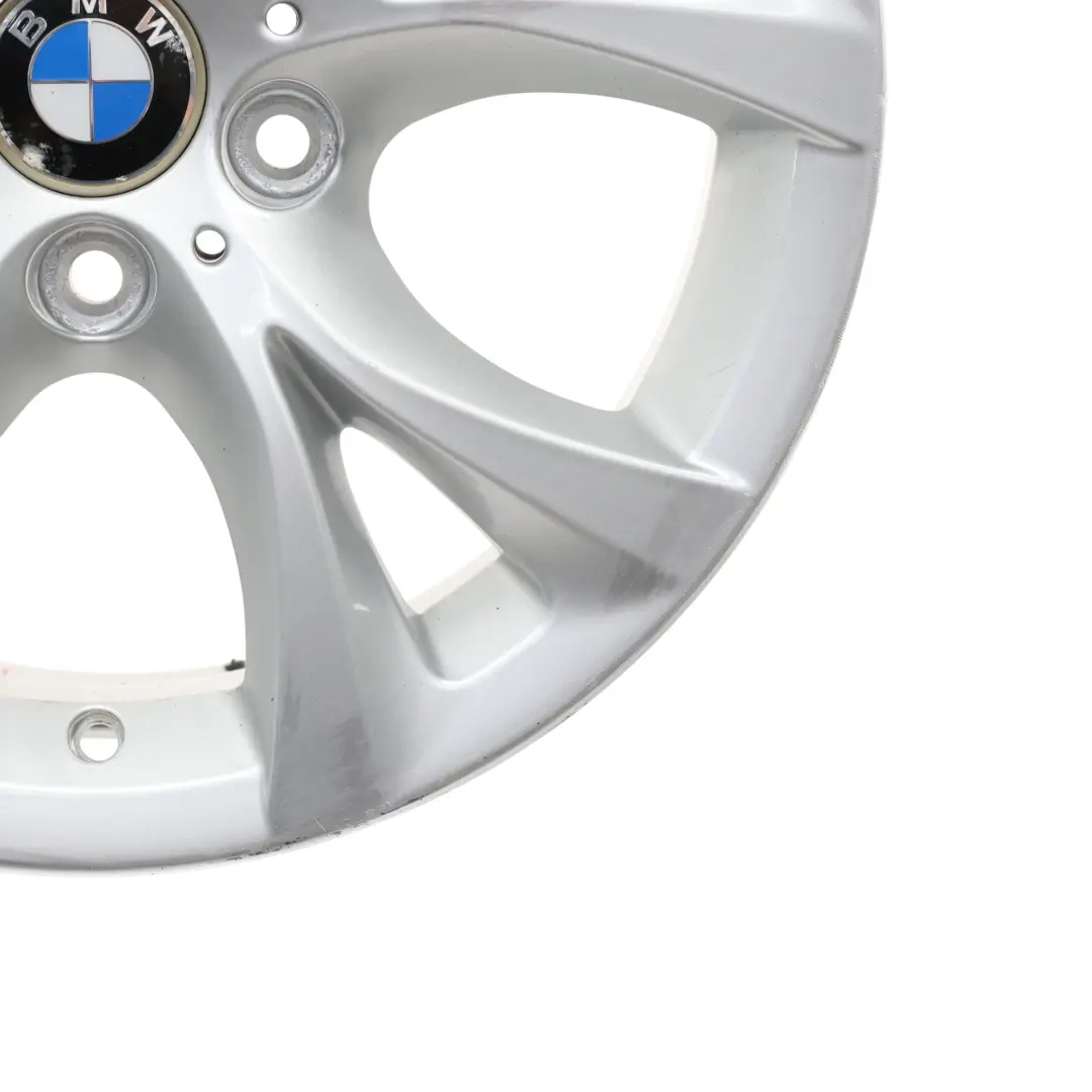 Silberne Leichtmetall felge 17" V-Speiche 279 8J ET:46 für BMW X3 E83 mit Teilenummer 3451879 BMW X3 E83 Silberne Leichtmetall felge 17" V-Speiche 279 8J ET:46 - SKU 3451879-1 - Teilenummer 3451879