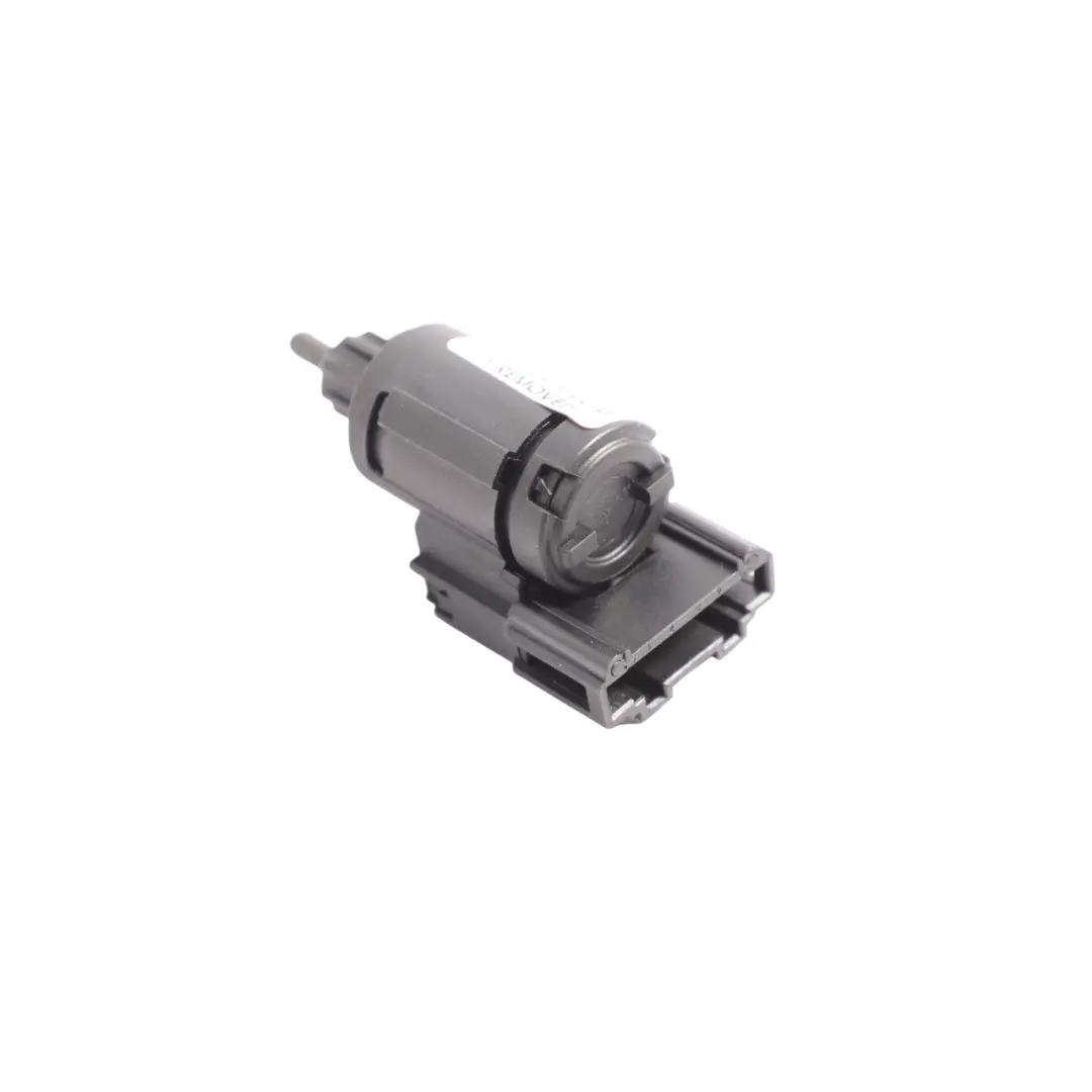 1Z VW Passat B5 Brake Light Switch to Audi A3 8P Skoda Octavia with Part number 3B0945511A Audi A3 8P Skoda Octavia 1Z VW Passat B5 Brake Light Switch - SKU 3B0945511A - Part number 3B0945511A