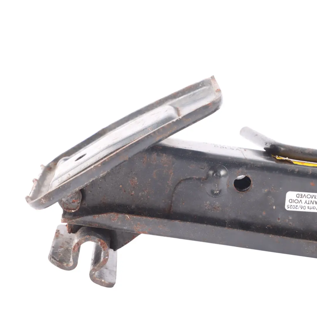 Lifting Jack Ford Fiesta Focus C-Max Tyre Lifter Tool to Car with Part number 3FB-17080-AA Car Lifting Jack Ford Fiesta Focus C-Max Tyre Lifter Tool - SKU 3FB-17080-AA - Part number 3FB-17080-AA