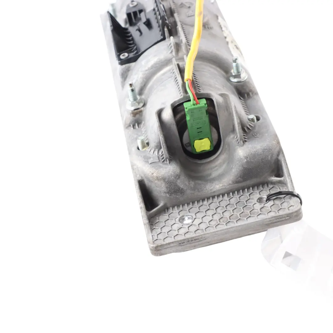 Front Air Module Passenger Side System Unit to Seat Exeo ST with Part number 3R0880204D Seat Exeo ST Front Air Module Passenger Side System Unit - SKU 3R0880204D - Part number 3R0880204D