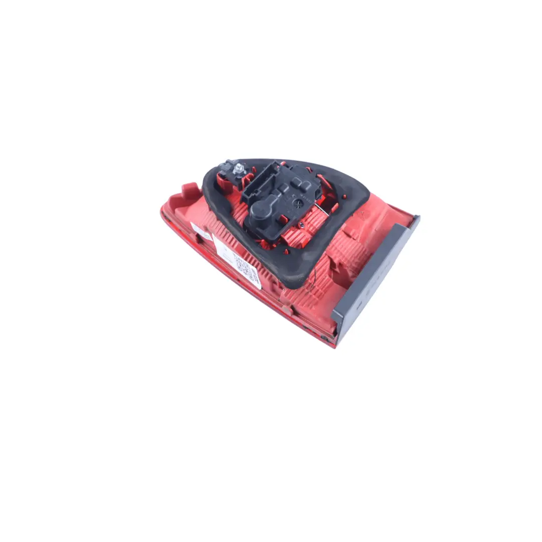 Combi Rear Inner Trunk Boot Right O/S Tailgate Lamp LED to Seat Exeo ST with Part number 3R9945094 Seat Exeo ST Combi Rear Inner Trunk Boot Right O/S Tailgate Lamp LED - SKU 3R9945094 - Part number 3R9945094