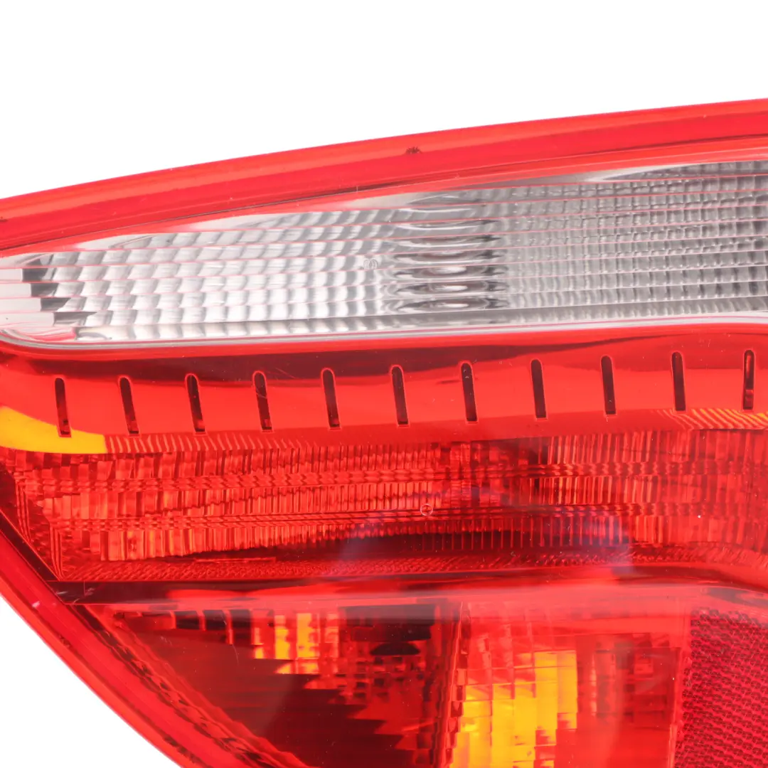 Seat Exeo ST Combi Rear Inner Trunk Boot Right O/S Tailgate Lamp LED - SKU 3R9945094 - Part number 3R9945094