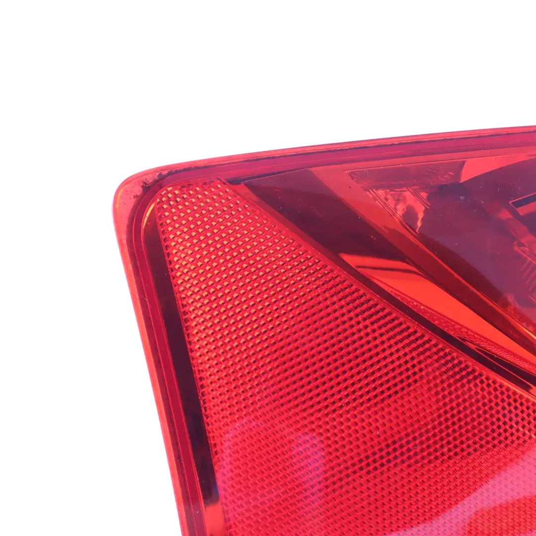 Seat EXEO Rear Hatch Tailgate Lamp Light Right O/S - SKU 3R9945095A - Part number 3R9945095A