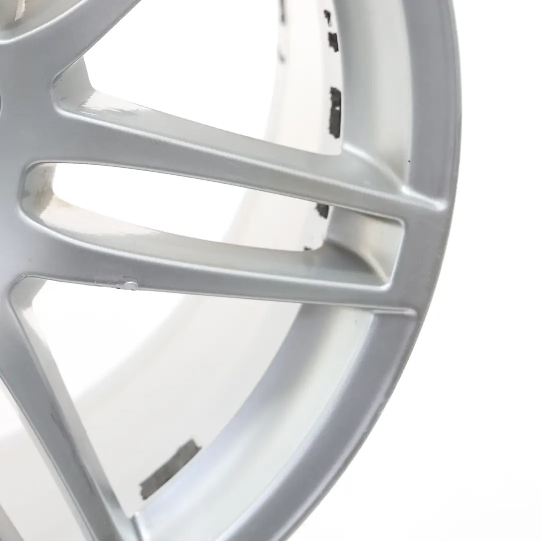 Silberne Alufelge 19" 8,5J ET:48 Doppelspeiche Le Mans 4F0601025BA für Audi A6 C6 mit Teilenummer 4F06010258A Audi A6 C6 Silberne Alufelge 19" 8,5J ET:48 Doppelspeiche Le Mans 4F0601025BA - SKU 4F0601025BA-1 - Teilenummer 4F06010258A