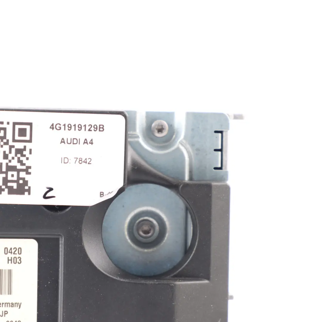 CD-Player Radio Tuner Module Control Unit to Audi A4 B8 with Part number 4G1919129B Audi A4 B8 CD-Player Radio Tuner Module Control Unit - SKU 4G1919129B - Part number 4G1919129B