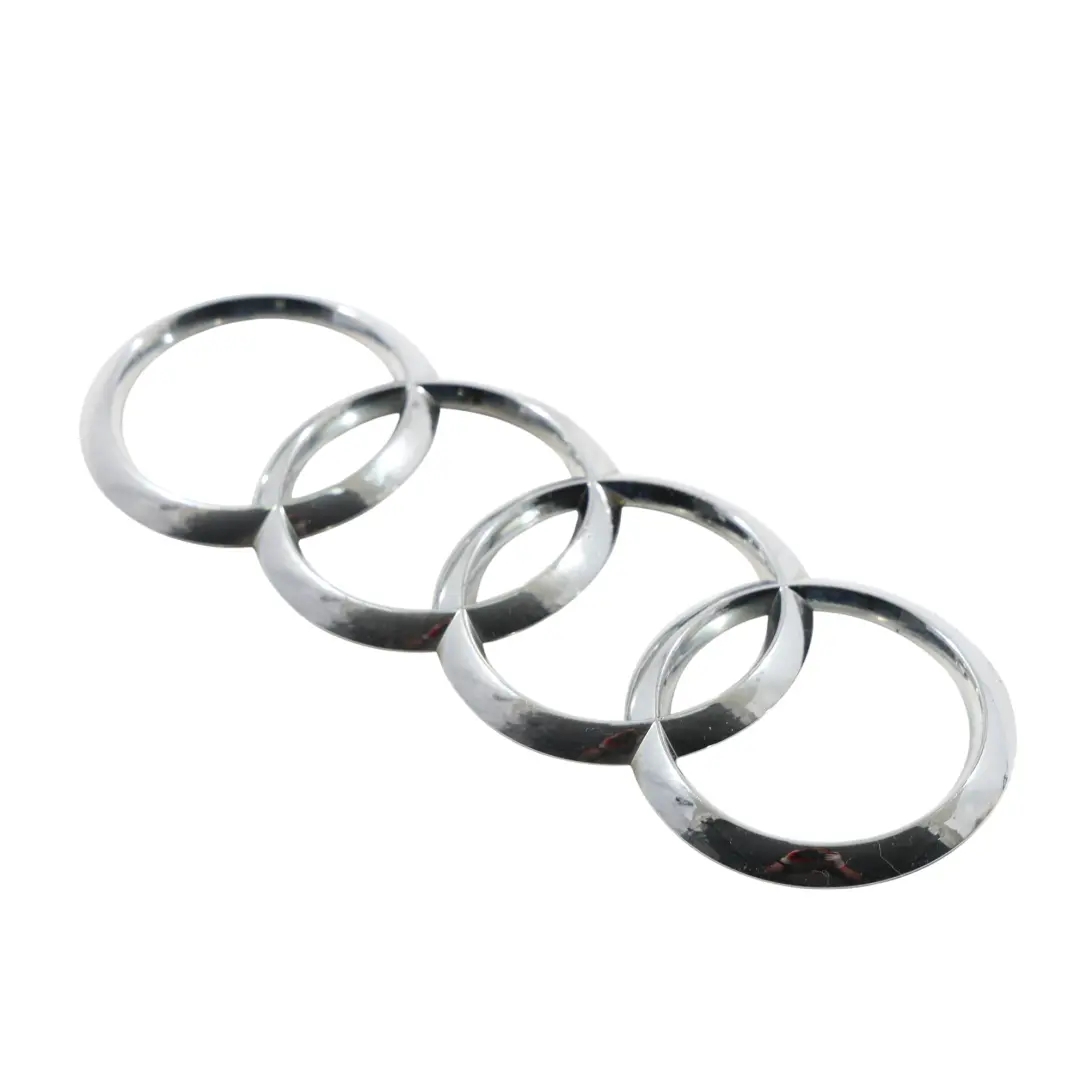 Tapa Trasera Tailgate Emblema Logo Cromo para Audi Q5 FY con número de pieza 4G5853742 Audi Q5 FY Tapa Trasera Tailgate Emblema Logo Cromo - SKU 4G5853742 - Número de pieza 4G5853742