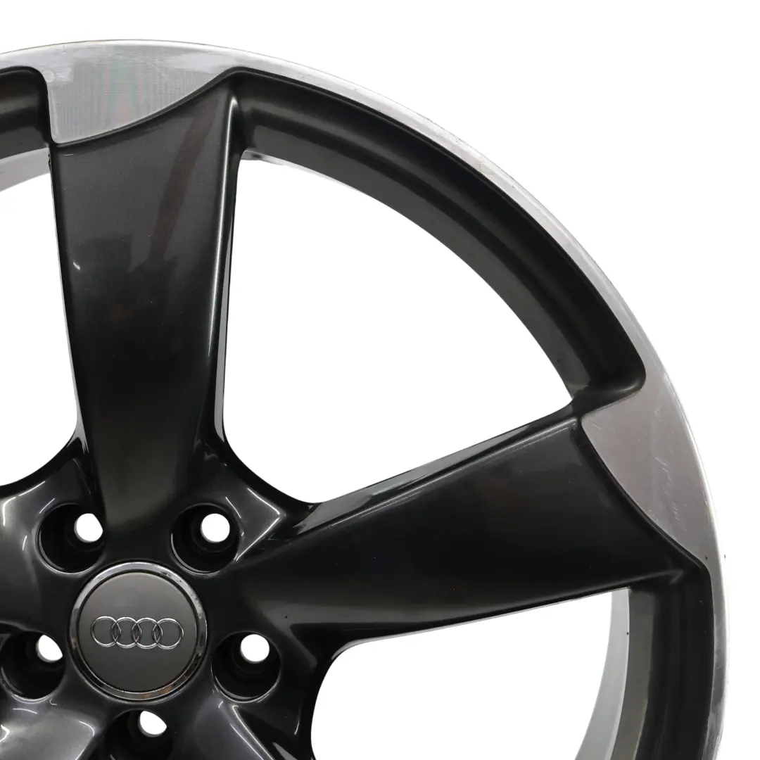 Cerchio In Lega Rotor Black 21" 9J ET:35 per Audi A8 4H D4 con numero di parte 4H0601025BA Audi A8 4H D4 Cerchio In Lega Rotor Black 21" 9J ET:35 - SKU 4H0601025BA-7 - Numero di parte 4H0601025BA