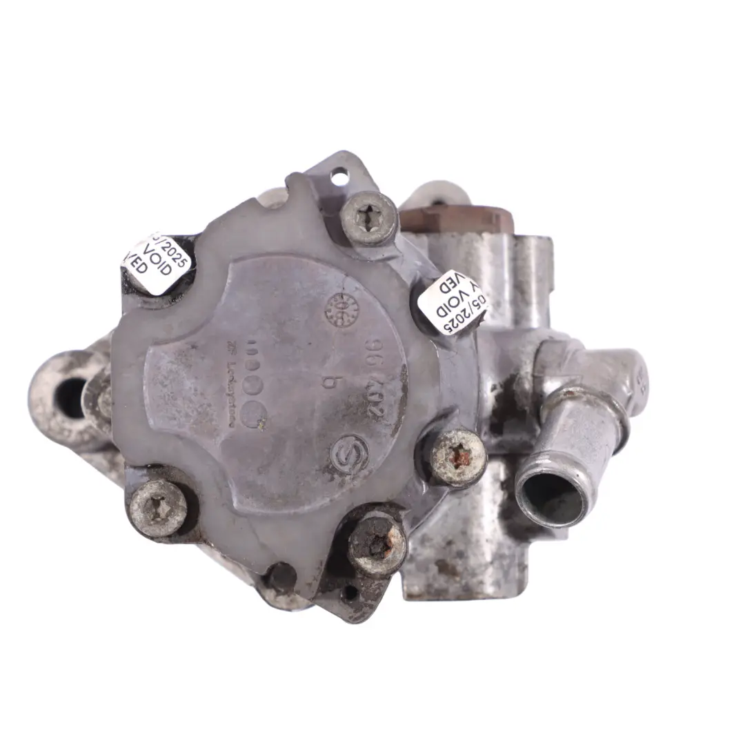 Pompa Wspomagania Układu Kierowniczego do Audi A4 B7 4.2 FSI V8 o numerze 4Z7145156E Audi A4 B7 4.2 FSI V8 Pompa Wspomagania Układu Kierowniczego - SKU 4Z7145156E - Numer Części 4Z7145156E