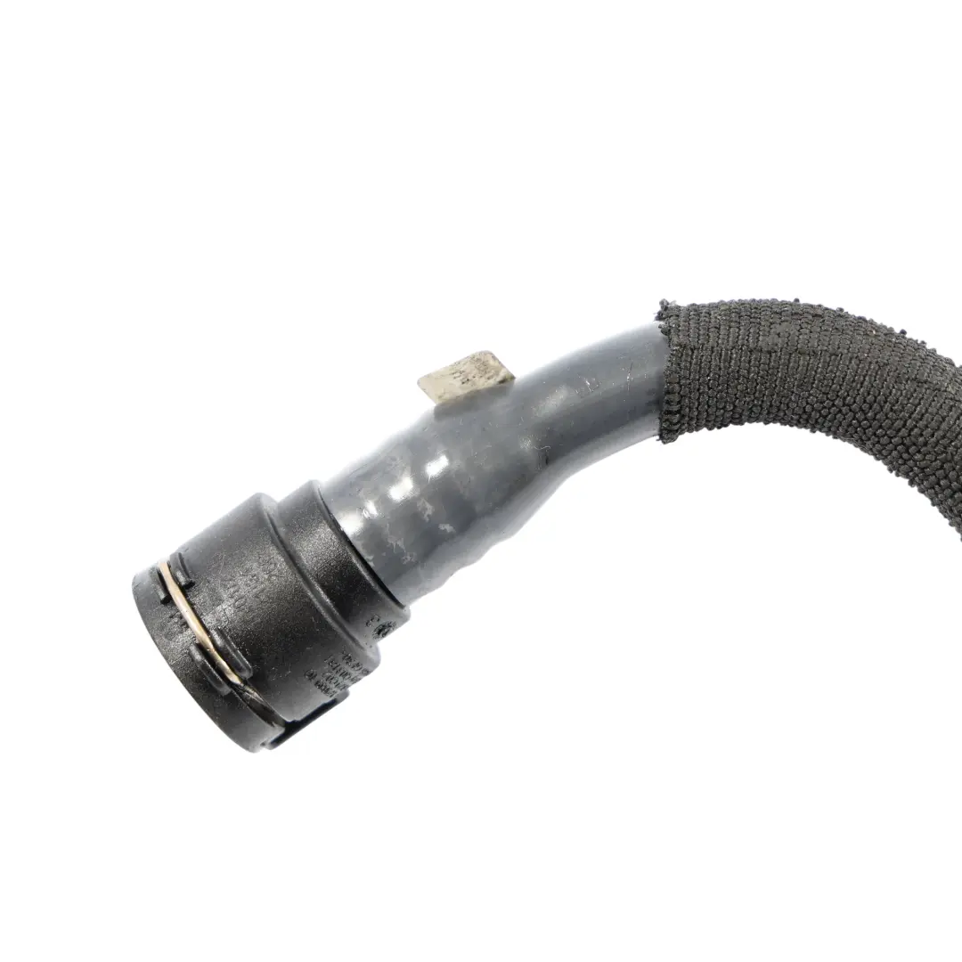 Oil Filter Pipe BMW F70 F74 U06 U11 Hose Shutoff Valve to with Part number 5A0C5A8 Oil Filter Pipe BMW F70 F74 U06 U11 Hose Shutoff Valve - SKU 5A0C5A8 - Part number 5A0C5A8