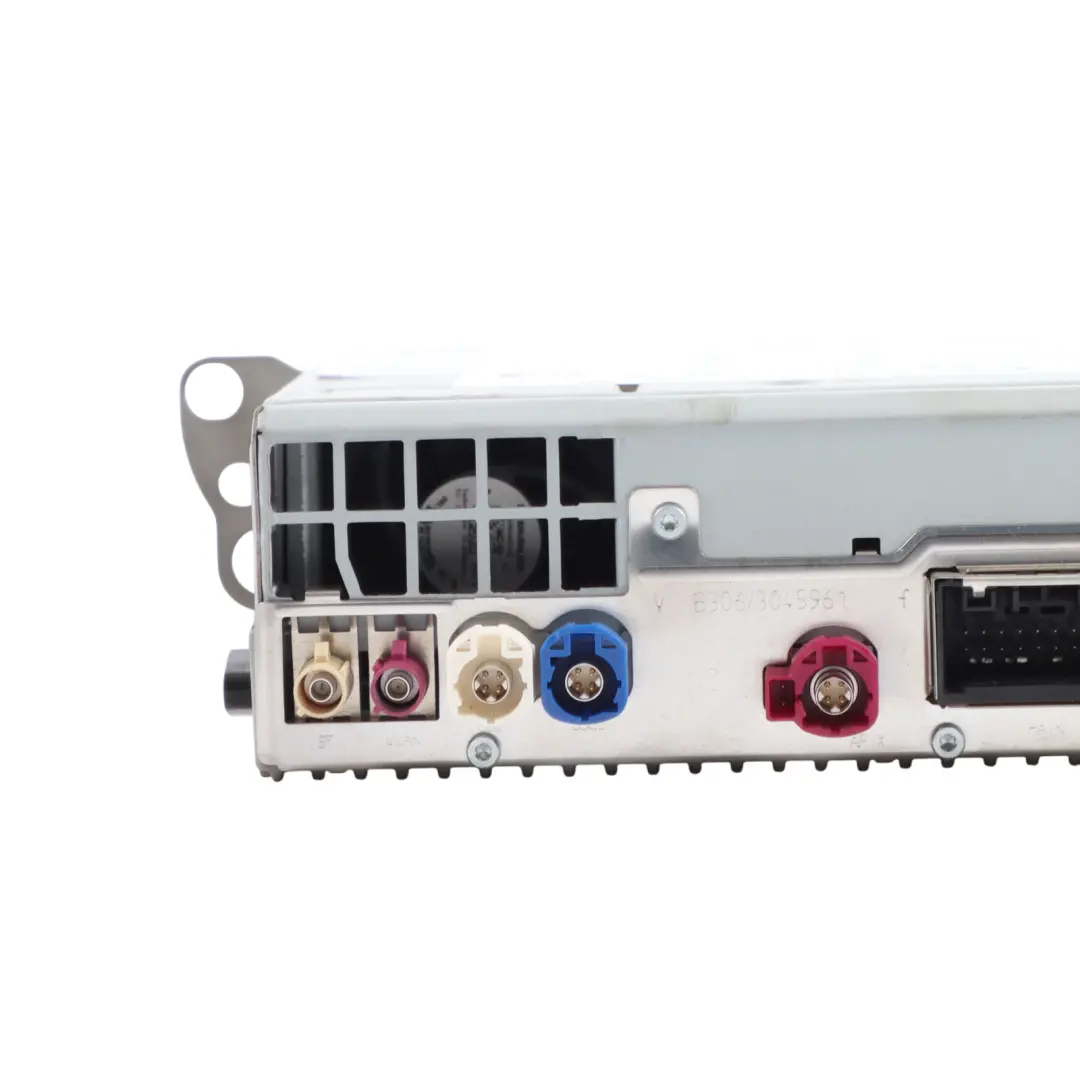 Radio CD Player Head Unit Navegación Sat Nav CIC Alpine para BMW F40 con número de pieza 5A374F9 BMW F40 Radio CD Player Head Unit Navegación Sat Nav CIC Alpine - SKU 5A374F9 - Número de pieza 5A374F9