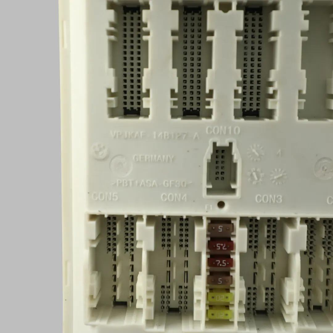 Body Control Module BMW F40 F44 Body Domain Controller Unit BDC ECU to with Part number 5A86B86 Body Control Module BMW F40 F44 Body Domain Controller Unit BDC ECU - SKU 5A86B86 - Part number 5A86B86